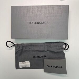 Balenciaga Full Set grey box +dust bag+authentication card 21.3/12.3/4cm